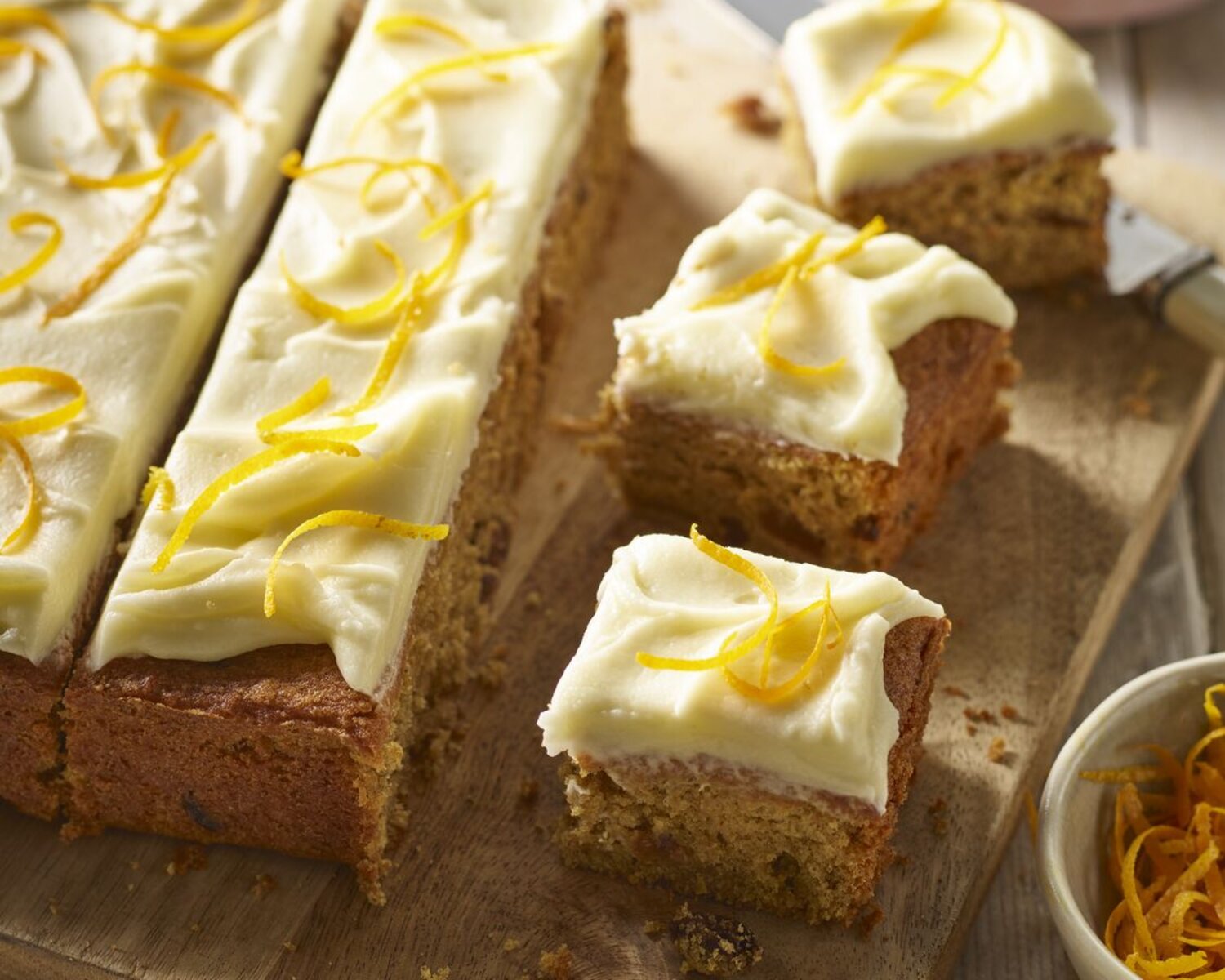 Carrot Cake Traybake