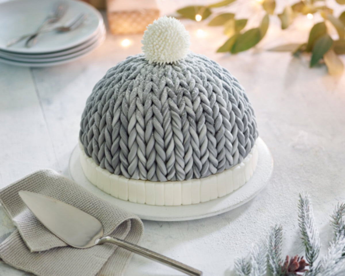 Christmas Bobble Hat Cake
