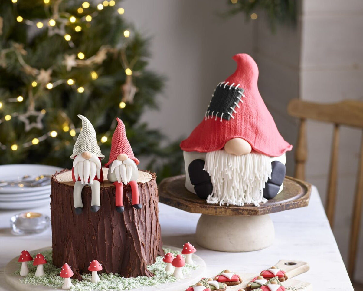 Christmas Gonk Cakes and mini Christmas Gonks