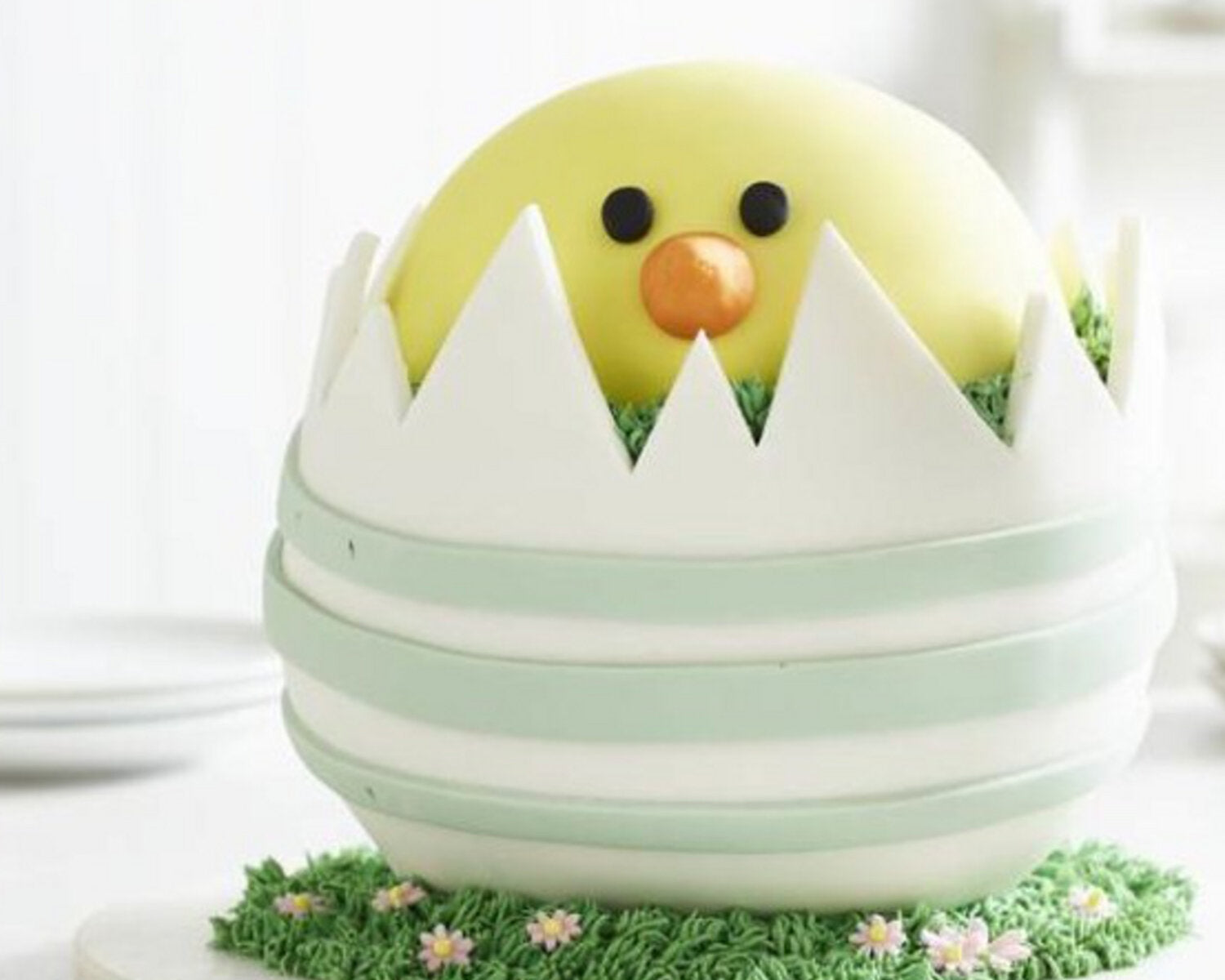 Crackin’ Easter Chick Cake