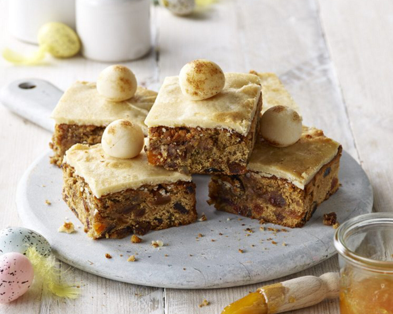 Easter Simnel Traybake