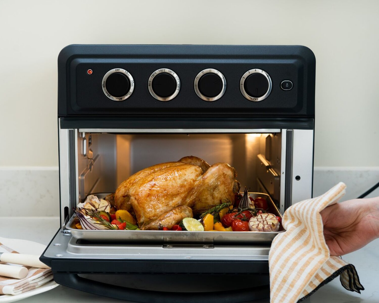 Cuisinart Air Fryer for alternative to oven cooking