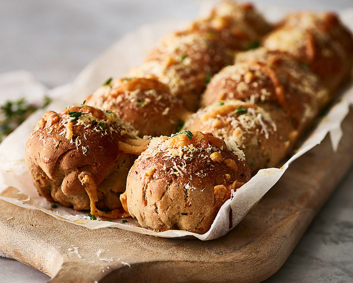 Gluten-free Cheese & Garlic Tear & Share Bread