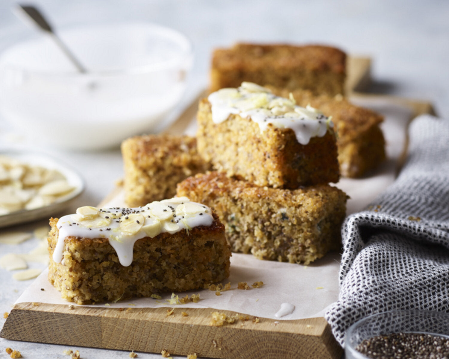 Gluten-Free Little Lemon & Poppy Seed Quinoa Cakes