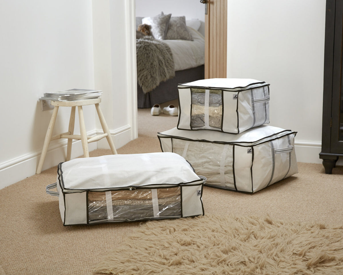 How to Store Clothes with Vacuum Storage Bags