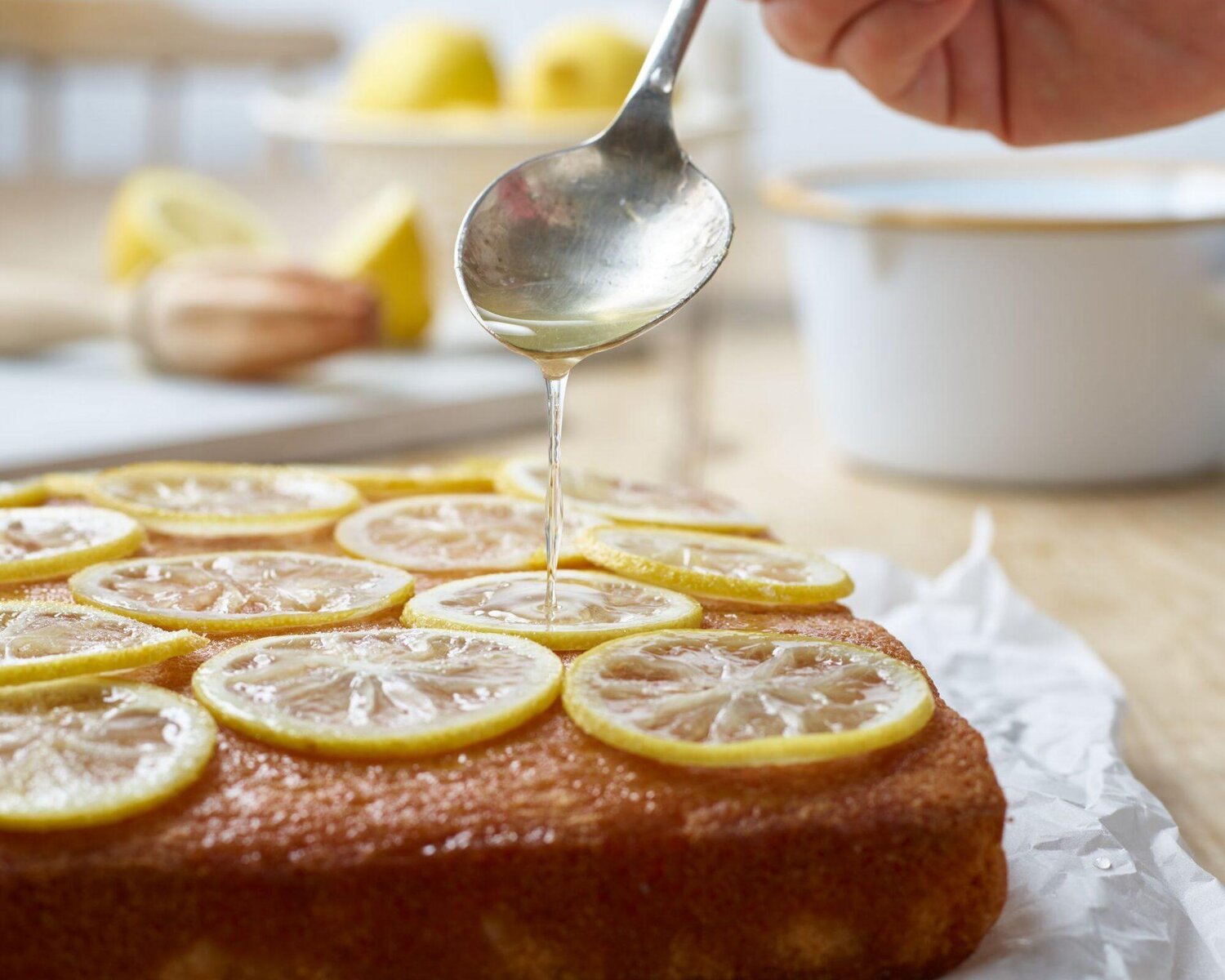 Lemon Drizzle Traybake