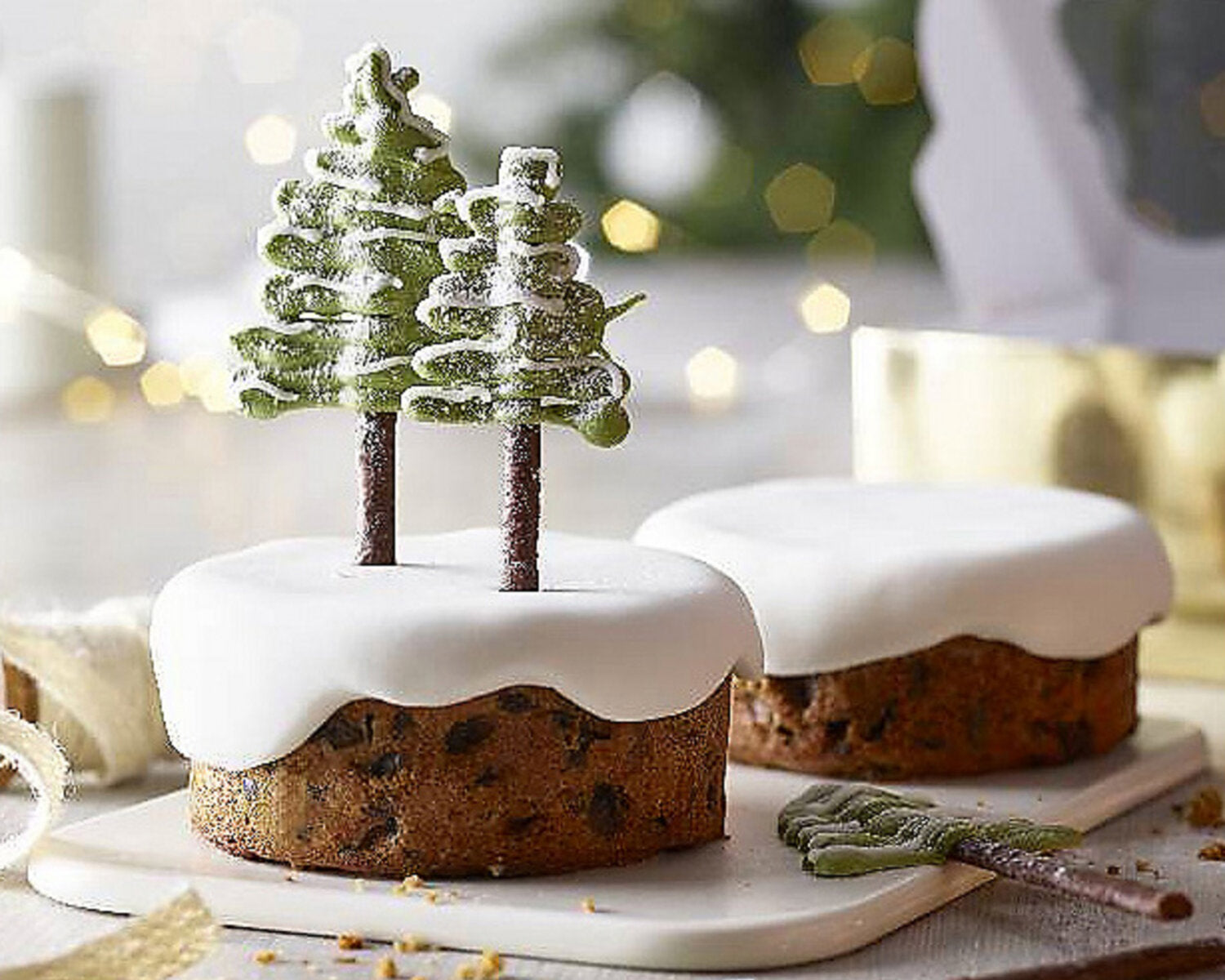 Mini Christmas Tree Cakes