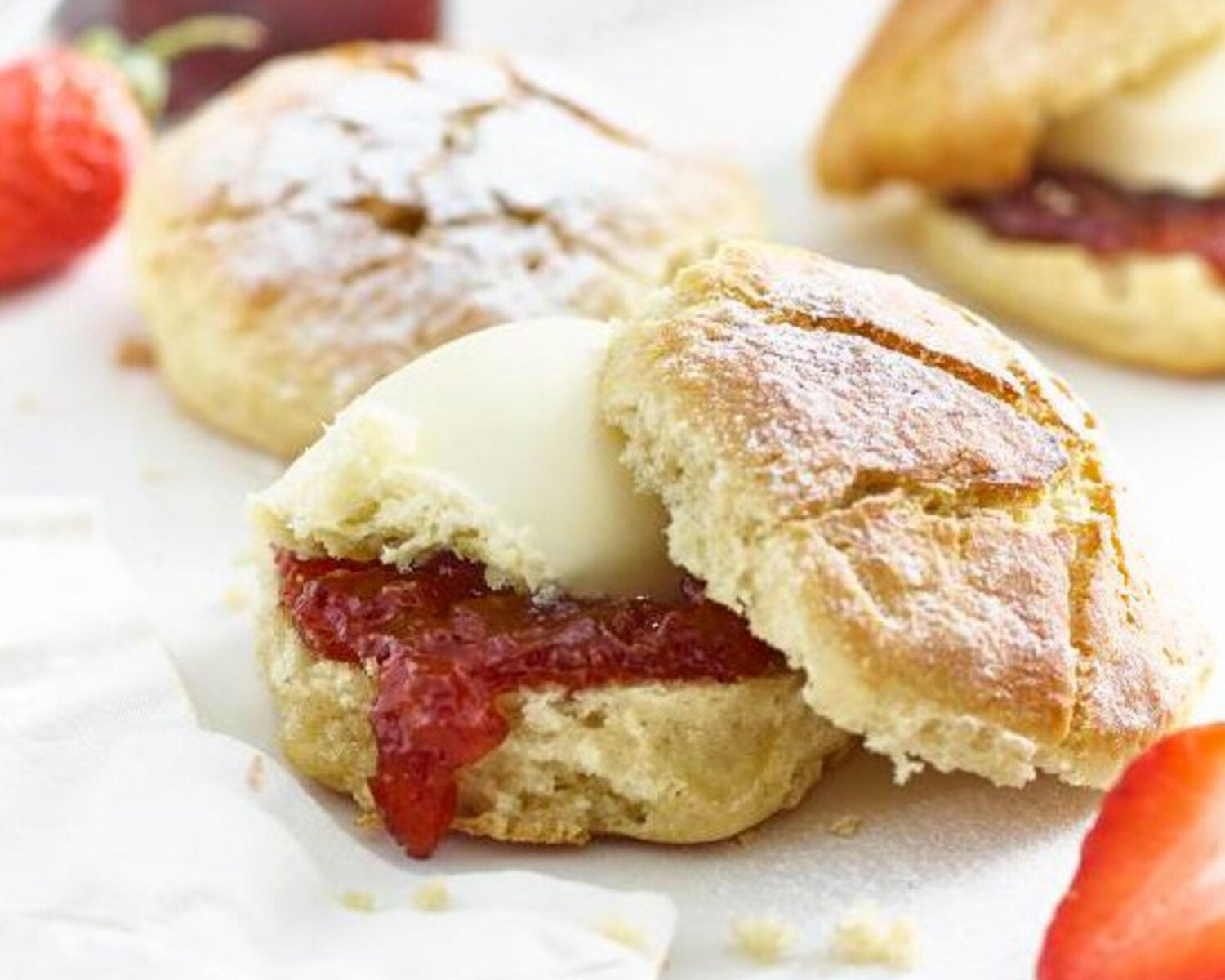 Plain Scones for the Remoska