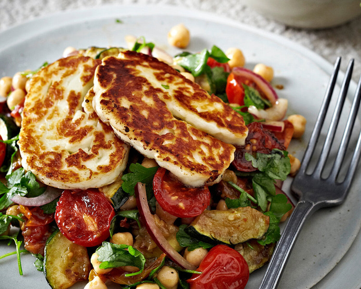 Roasted Tomato, Chickpea & Halloumi Salad