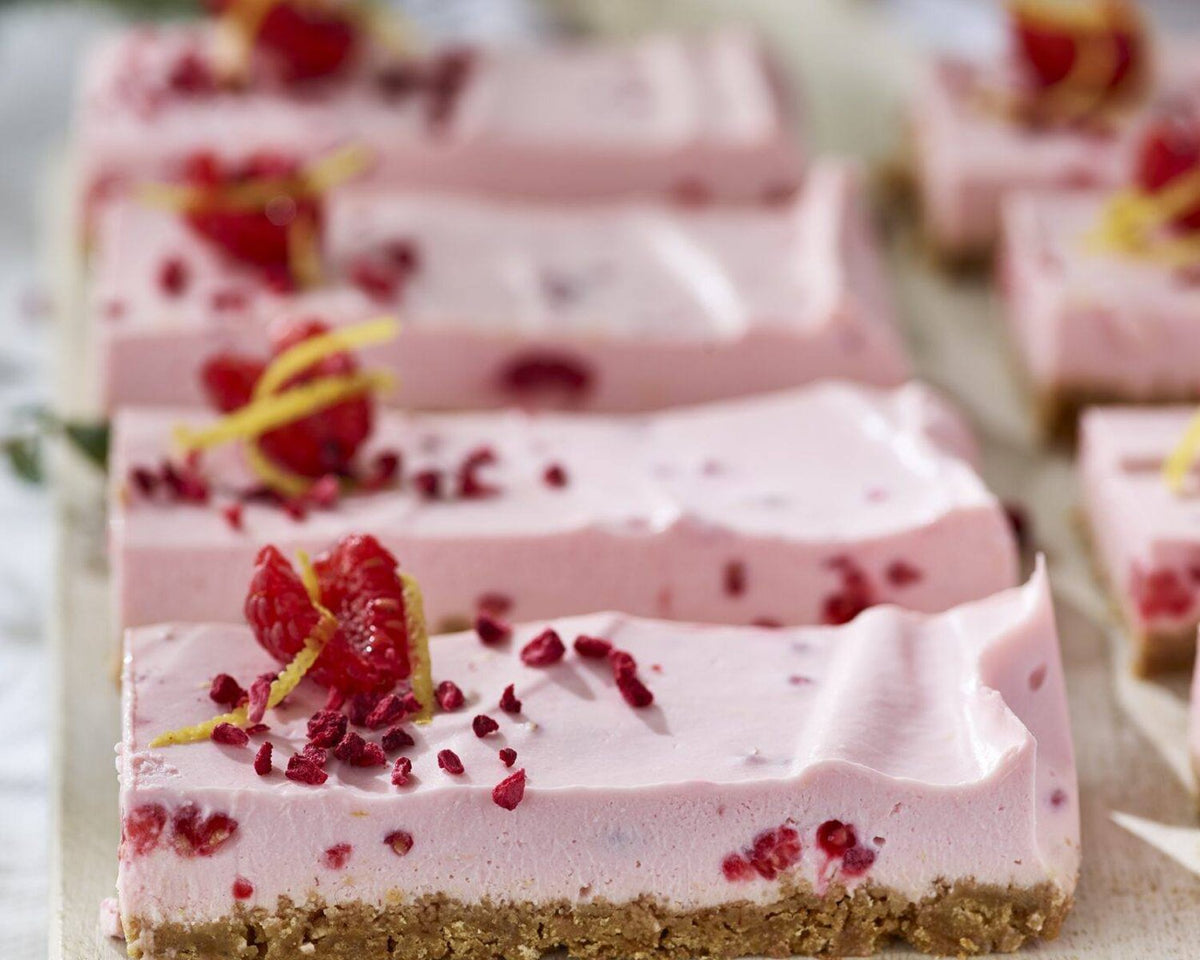 Semi-freddo Raspberry, Lemon & Ginger Nut Cheesecake Bars