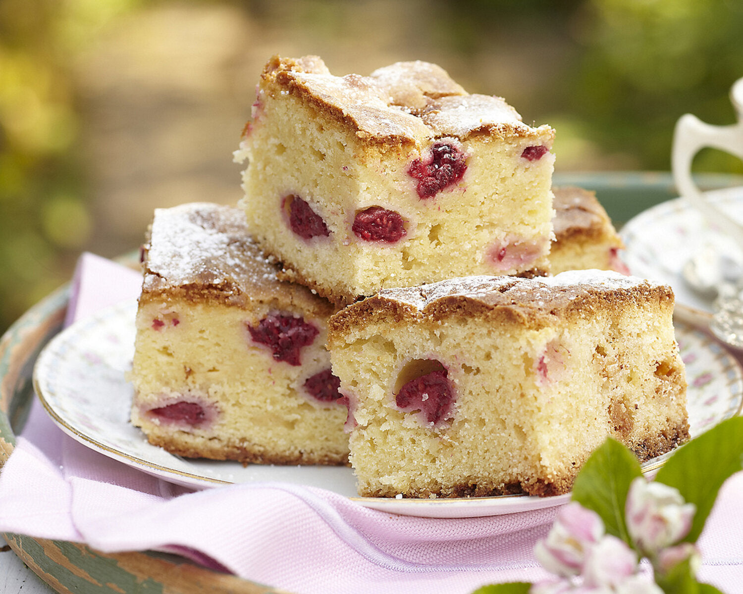 White Chocolate & Raspberry Blondies